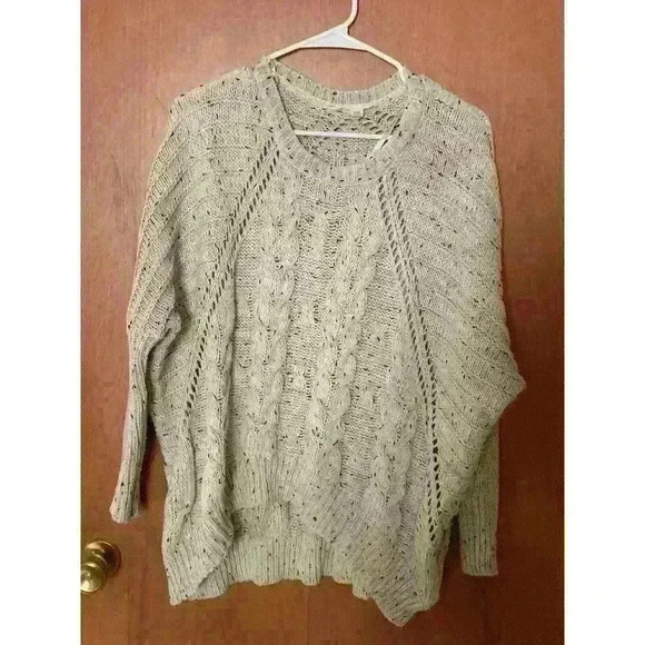 COPY - love stitch cream sweater - Picture 1 of 3